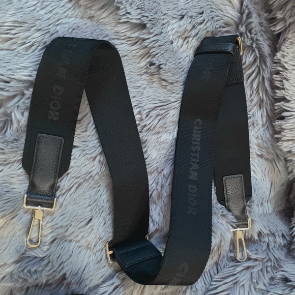 DIOR 2020 Roller Messenger Bag - Picture 11 of 13